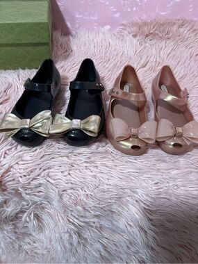 Mini Melissa Girls' Bow Mary Jane Flats in Black and Blush